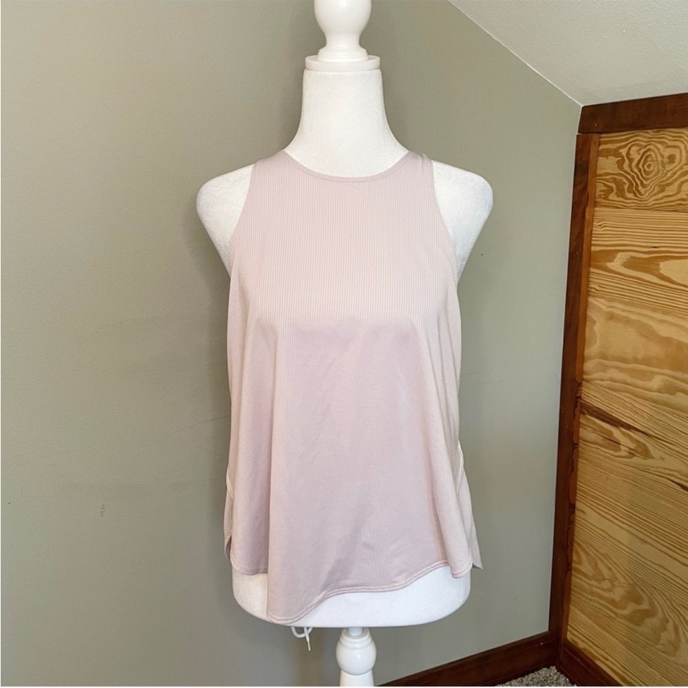 Fabletics Lavender Split Hem Sleeveless Lightweight Activewear Workout Tank Top